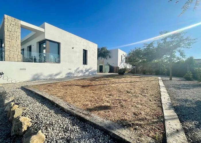 Montgo Villa *