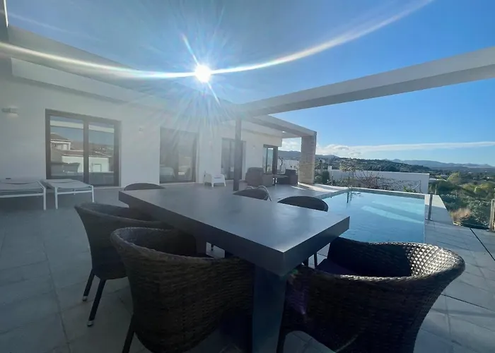 Montgo Villa *