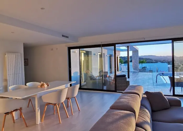 Montgo Villa *