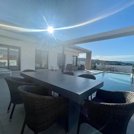 Montgo Villa *